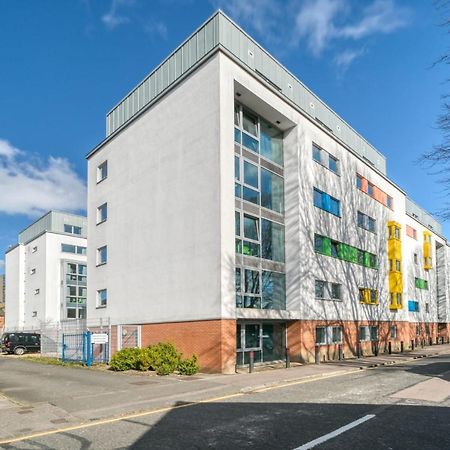 Bright & Central Studio In Luton, Sleeps 2 Luton  Exterior photo